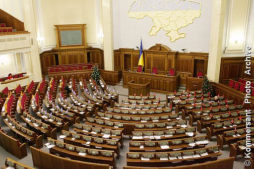 О.Бондаренко: Новая жизнь без новых лиц в парламенте