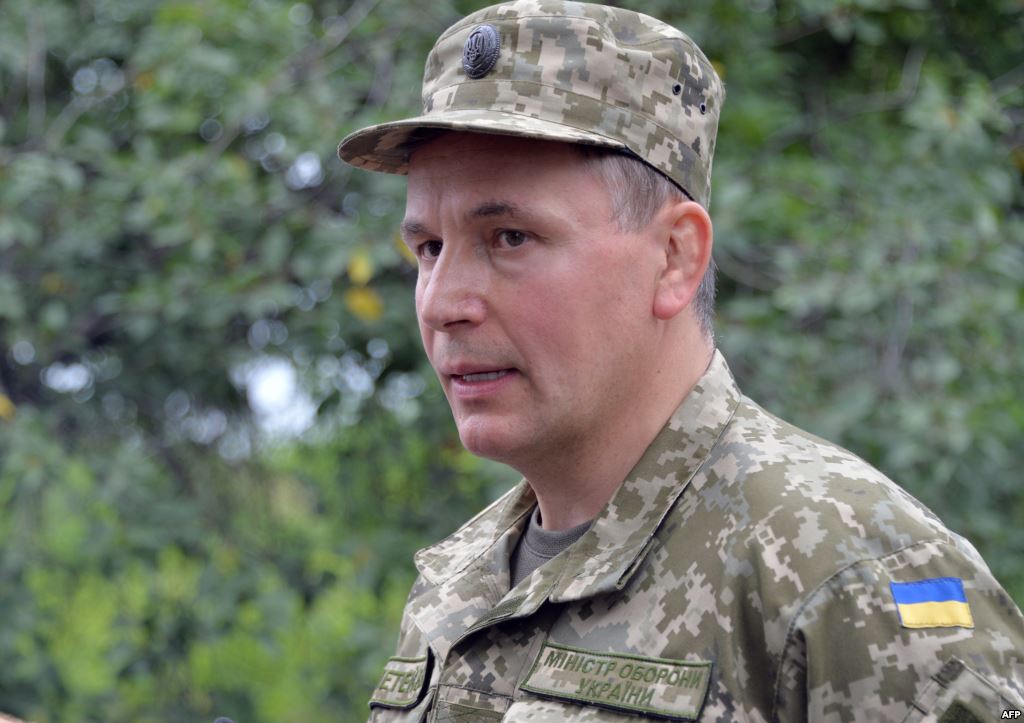 Министр обороны подал в суд на Юлию Тимошенко