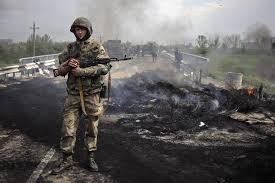 Селезнев: Возле донецкого аэропорта собирается бронетехника боевиков