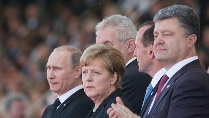 Меркель, Путин и Олланд приветствуют подписание газовых договорённостей