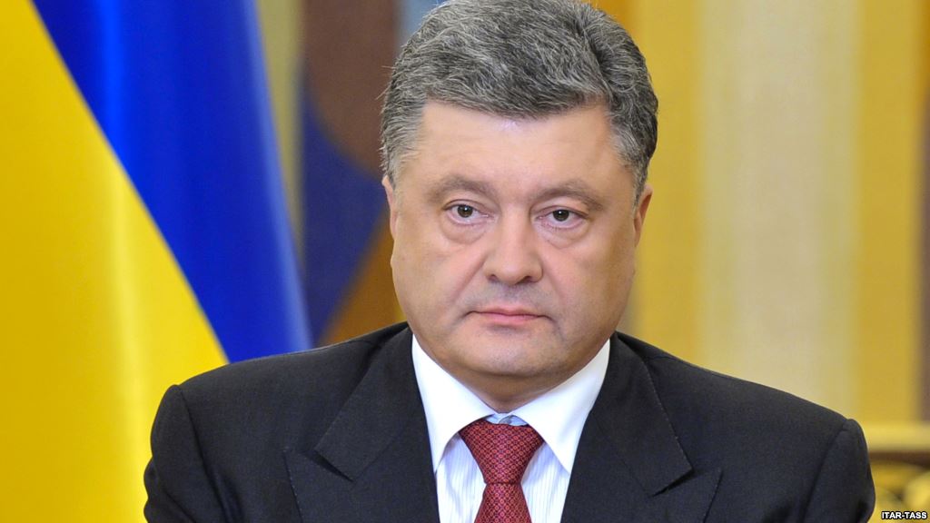 Порошенко подписал указ о присвоении звания Героев Украины погибшим на Майдане