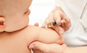 Порошенко подписал закон относительно вакцинации новорожденных