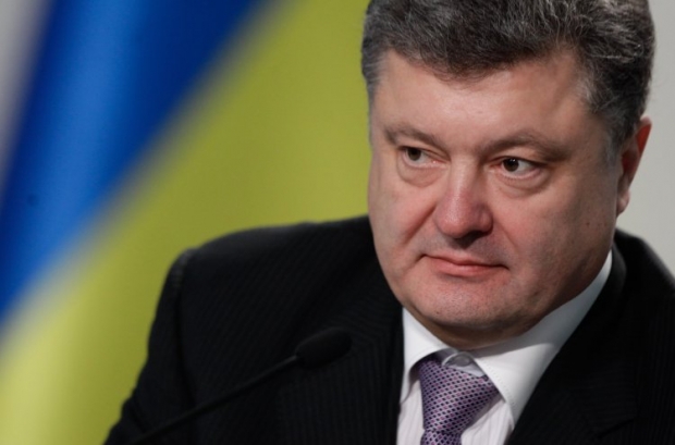 Порошенко подписал указ о принятии в гражданство Украины трех иностранных специалистов