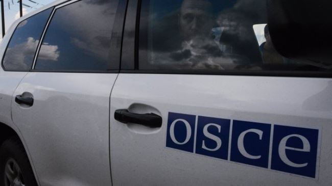 ОБСЕ о попытке обгона украинского конвоя и о машине с надписью «Батальон маджахеда»