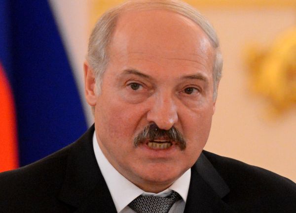 СМИ: Лукашенко не позволит России разговаривать с ним с позиции силы