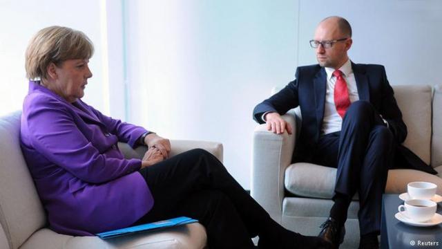 8 января Яценюк встретится с Меркель в Берлине