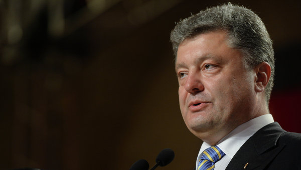 Порошенко сократит визит в Швейцарию из-за обострения ситуации на Донбассе – пресс-секретарь