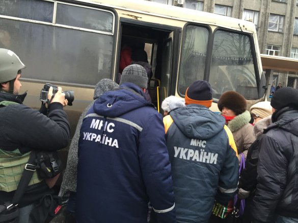 МВД: Пять человек погибли при артобстреле Дебальцево