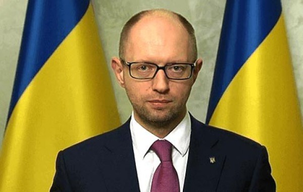 Яценюк раскритиковал решение НБУ о закрытии межбанка