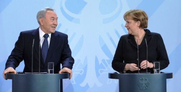 Меркель допускает возможность повторной встречи «нормандской четвёрки» в Астане