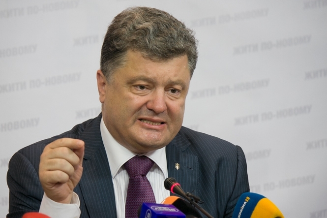 Порошенко призывает НАТО поставлять Украине оружие
