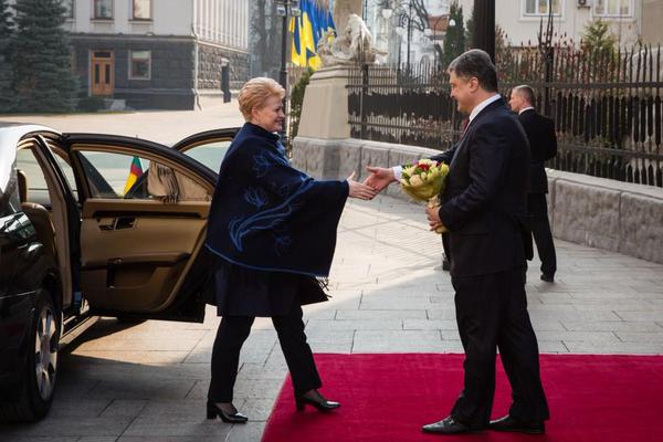В Киев прилетела президент Литвы Даля Грибаускайте