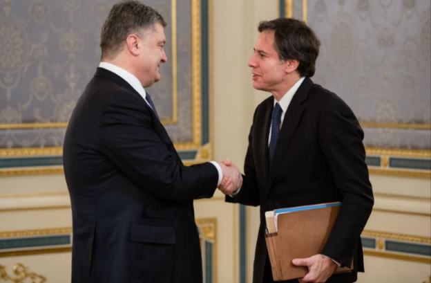 Замгоссекретаря США восхищён действиями Порошенко и мужеством украинцев