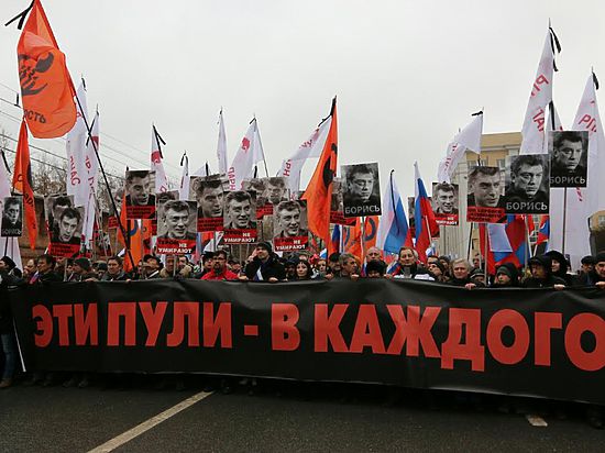 О. Бондаренко: Как украинские СМИ приукрасили траурный марш в Москве