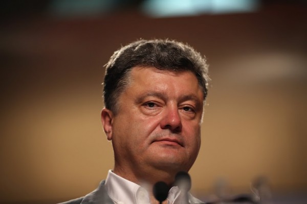 Порошенко: Украина внесла астрономический вклад в Победу