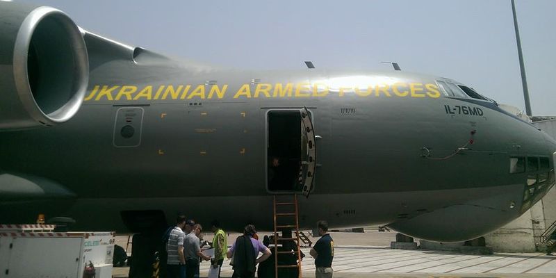 Ил-76 с эвакуированными из Непала украинцами вылетел из Дели в Баку