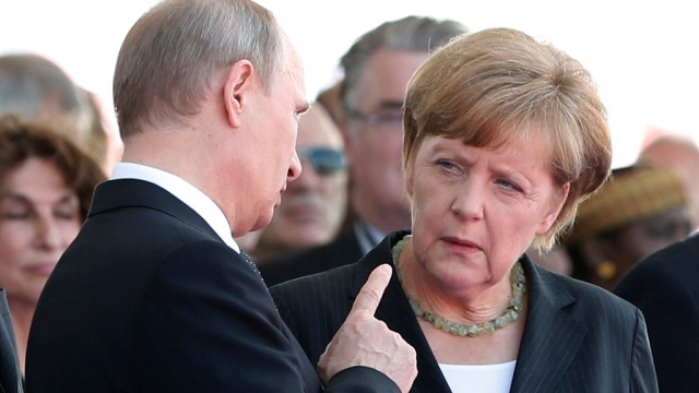 Меркель и Путин не сошлись во взглядах на пакт Молотова-Риббентропа