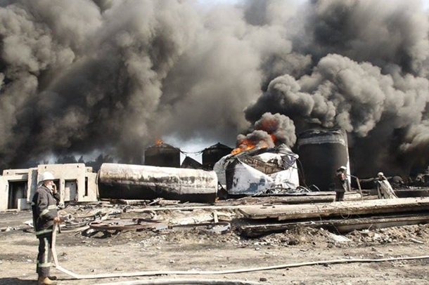 Турчинов рассказал о жертвах пожара на нефтебазе и «выплывших» проблемах