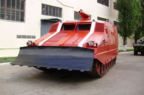 Аваков: К ликвидации огня на нефтебазе будут привлечены пожарные танки