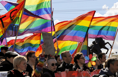 Кличко призвал организаторов отменить гей-парад в Киеве