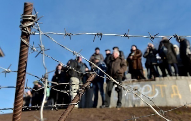 Украине передали первую группу заключенных из тюрем в «ДНР»