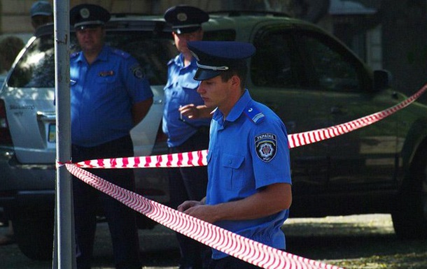 В Одесской области неизвестный расстрелял автомобиль, водитель погиб