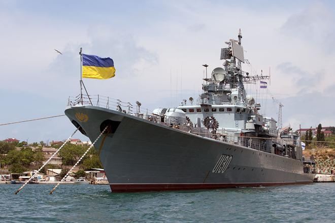 Порошенко и Яценюк поздравили и поблагодарили моряков ВМС Украины