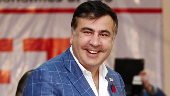 Саакашвили пригласил одесситов на чай во взорванное кафе