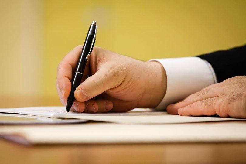 Порошенко подписал указ о защите имущественных прав Украины в Крыму