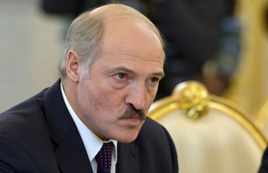 Лукашенко: Не бегайте вы по этим обменникам