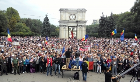 В Кишинёве возобновились акции протеста