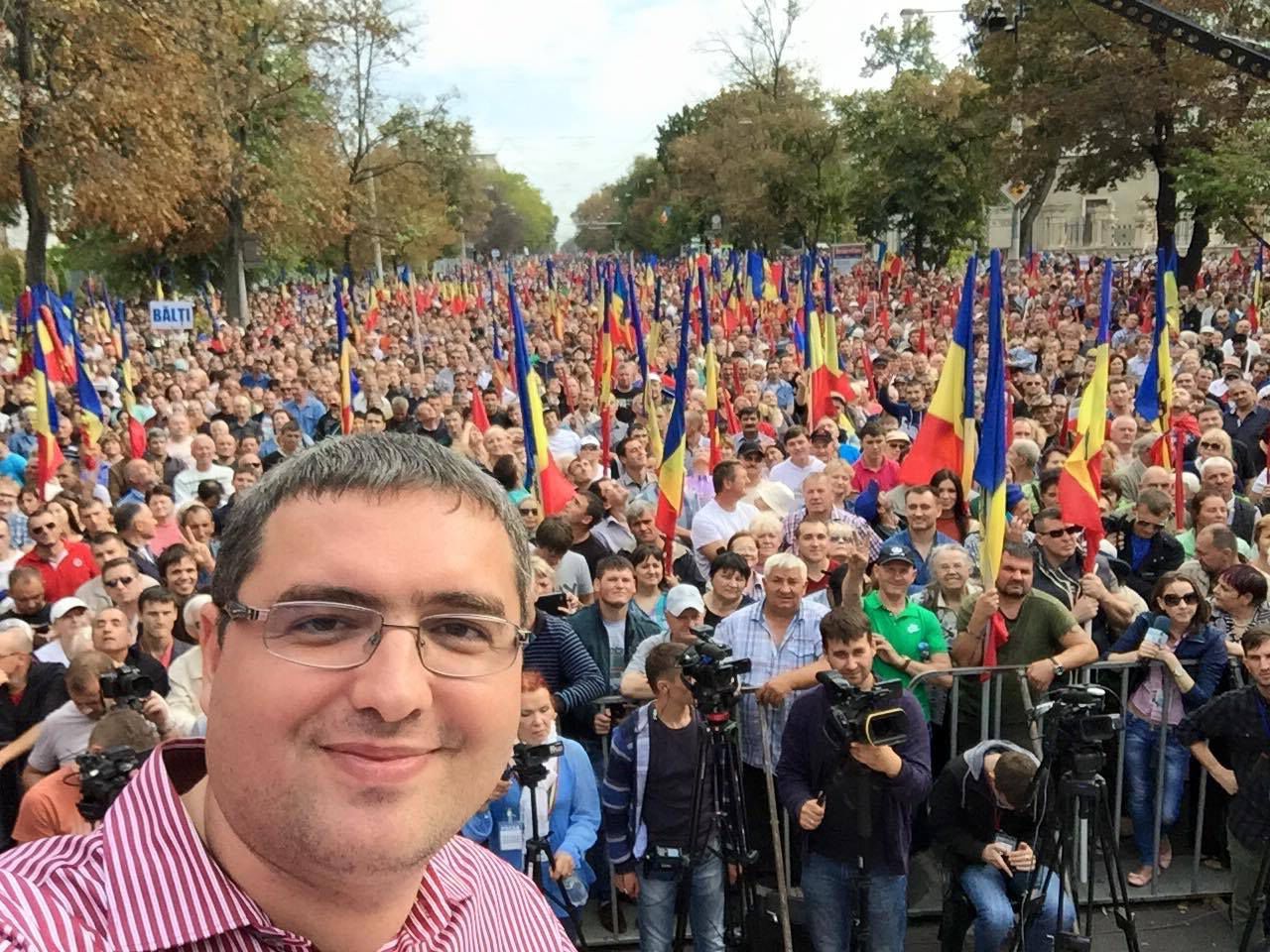 В Кишиневе проходит антиправительственный митинг - 4 - изображение
