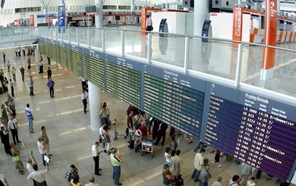 В ЕС всех пассажиров из Украины направляют в «красный коридор», – СМИ