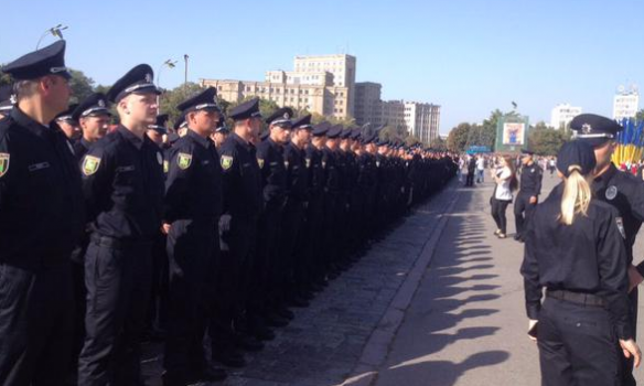 В Харькове полицейские приняли присягу