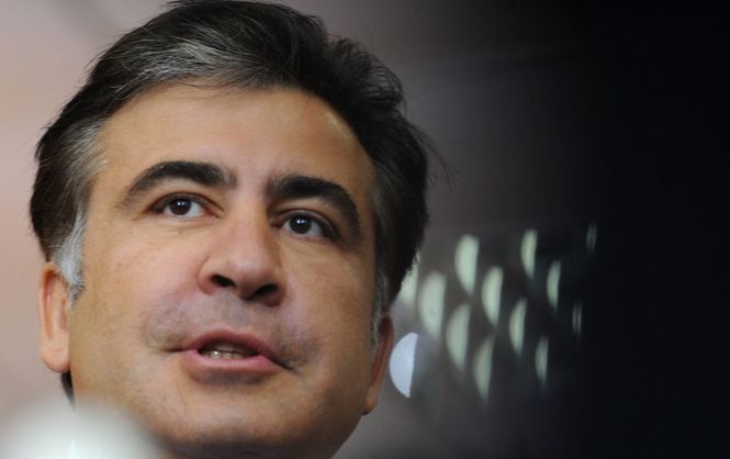Саакашвили: Президент вынужден всё время маневрировать