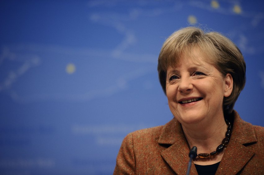 Меркель поддержала упрощение визового режима между Турцией и ЕС