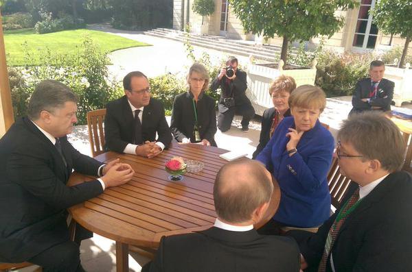 Меркель пока не считает саммит «нормандской четверки» в Париже успешным