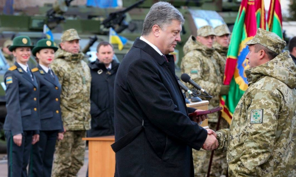 Работа ГосЧС ​​Украины должна быть безупречной, – Порошенко