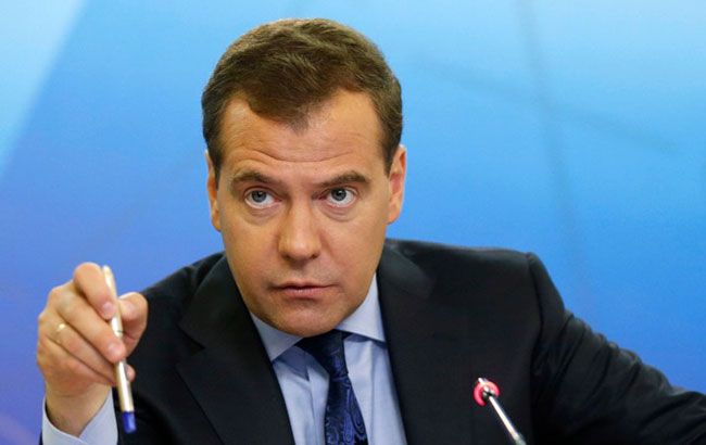 Медведев поручил подготовить обращение в суд по взысканию долга с Украины
