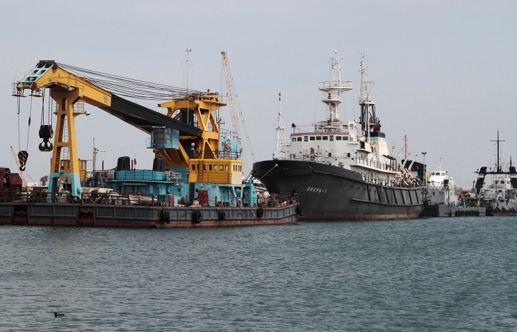 ФСБ направила корабль для защиты объектов «Черноморнефтегаза»