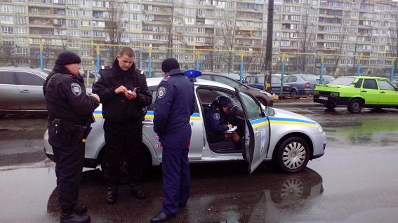 В Киеве устроили стрельбу, есть пострадавшие