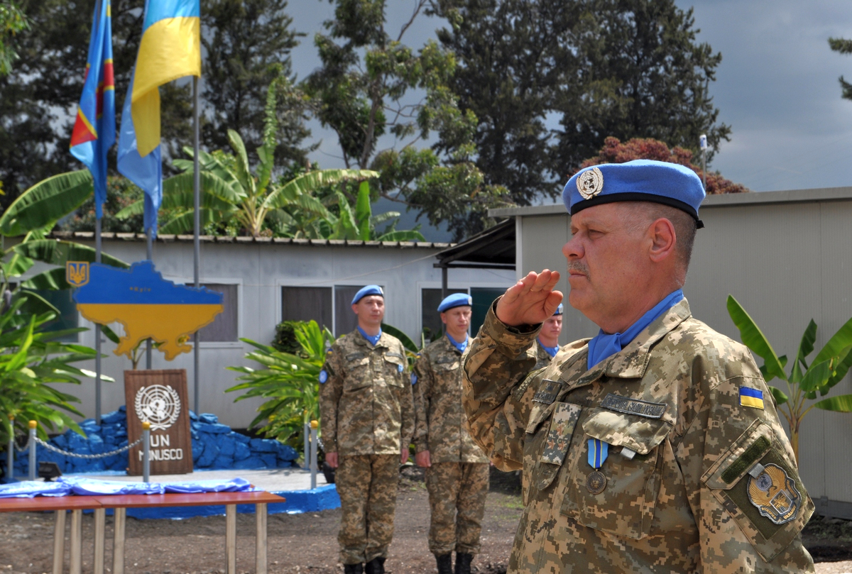 Украинские миротворцы в Конго получили медали ООН (фото) - 13 - изображение