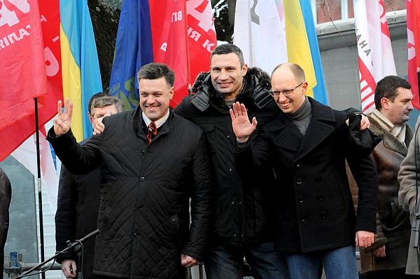 Тягнибок: Яценюка и Кличко могут допросить по делам Майдана