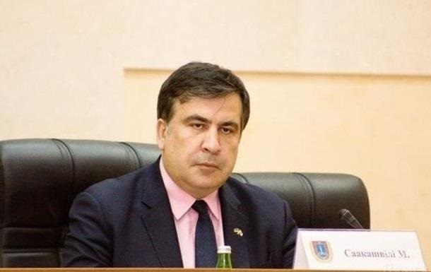 На 300 долларов нельзя жить ни одному министру, – Саакашвили