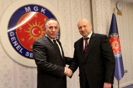 Турчинов: Украина и Турция могут объединить усилия для сохранения баланса сил в Черноморском регионе