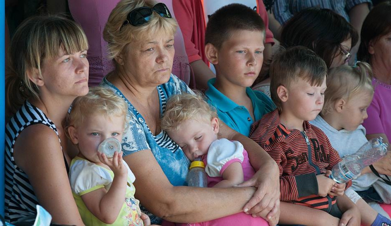 Мэр Мурманска обвинил в шантаже беженцев из Украины