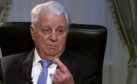 США не возьмут Украину на руки и не будут нести в Европу, – Кравчук