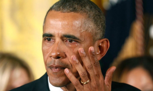 Барак Обама заплакал во время своей речи (видео)