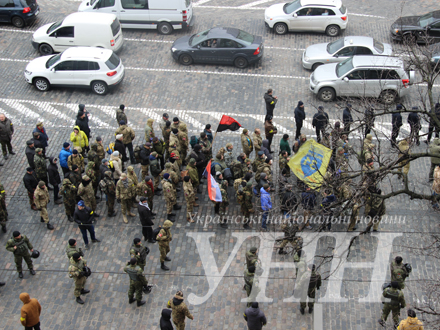 На Майдане собрались представители добровольческих батальонов (фото)