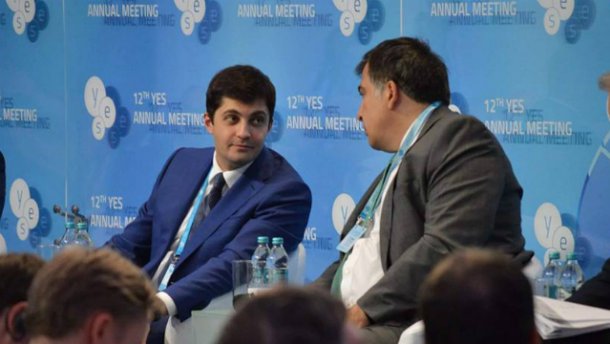 Саакашвили требует у Порошенко «четкой и резкой» реакции на увольнение Сакварелидзе